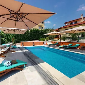 villa-oasis-kostrena.primorje-gorskikotar.com/