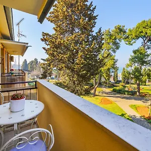 premium-apartment-peschiera-pore.in-istria.net/